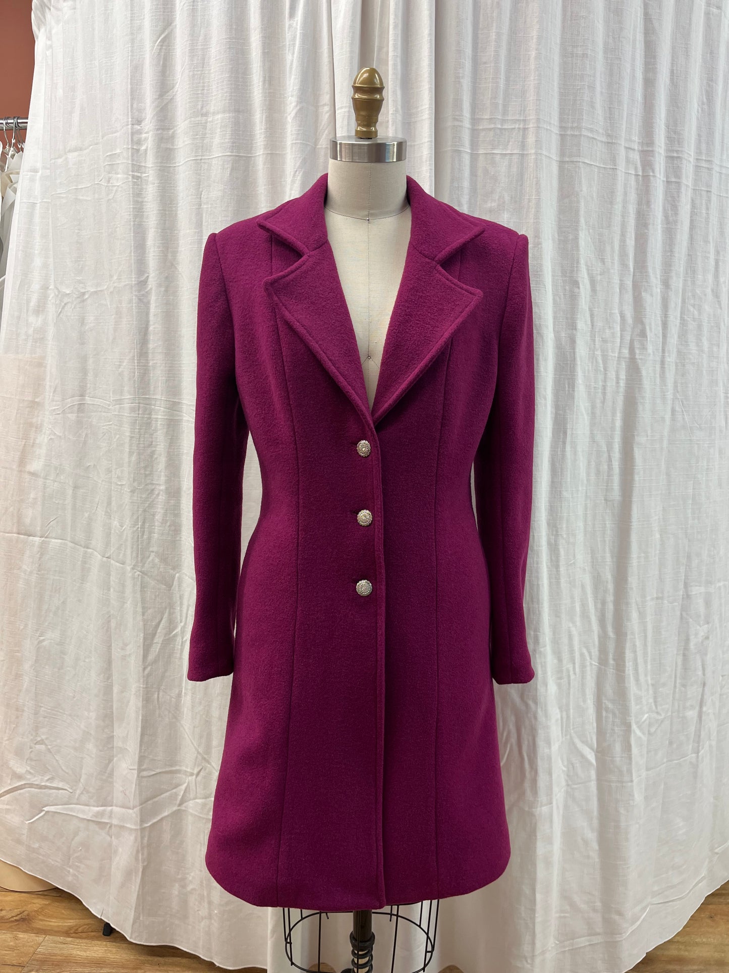 Lined wool trench coat