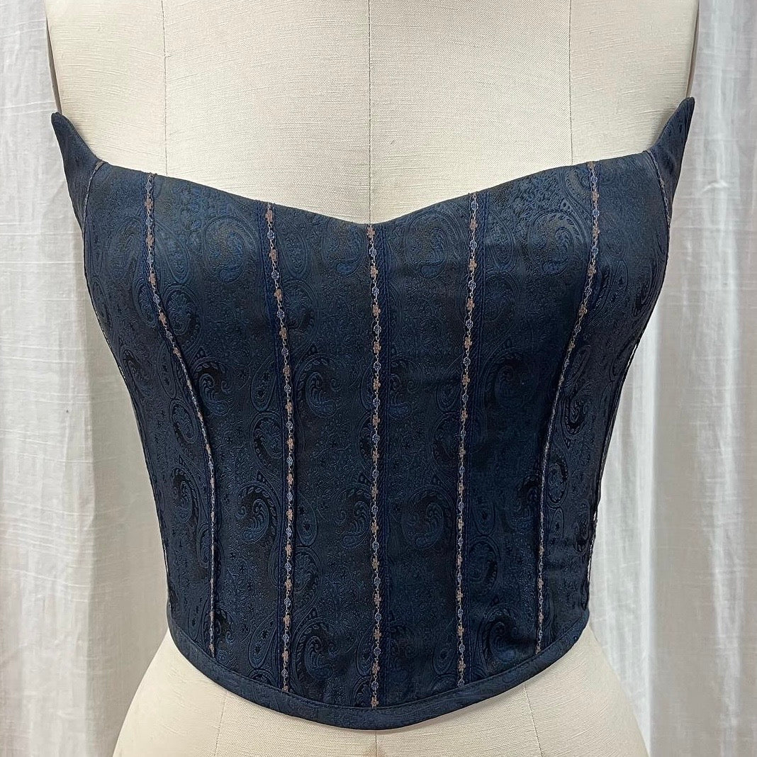 Corset with boning, style 01